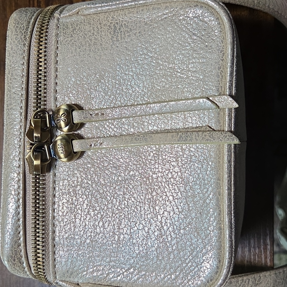 Hobo Pixie Leather Crossbody Pearlescent Leather